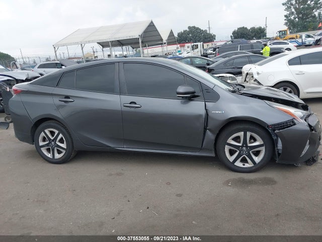 Toyota Prius Four 2016 JTDKARFU7G3002177 Image 5