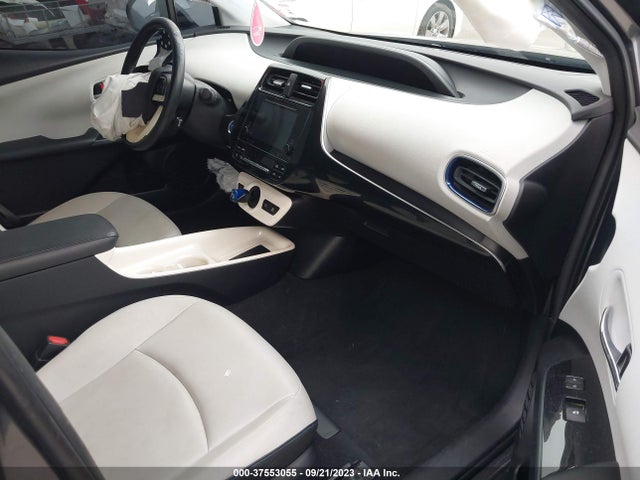 Toyota Prius Four 2016 JTDKARFU7G3002177 Image 11