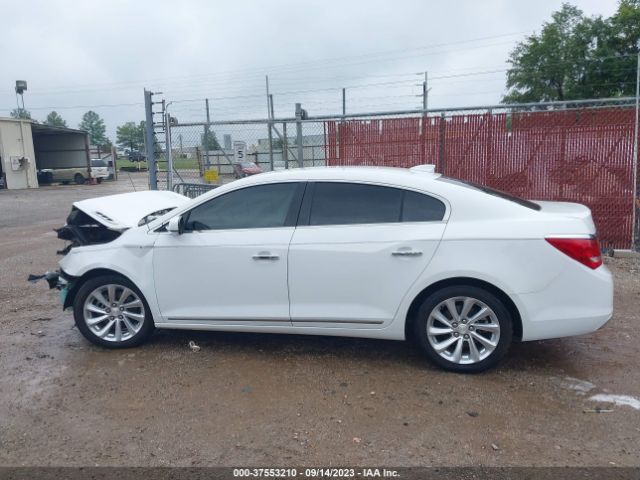 1G4GB5G32GF157134 Buick Lacrosse Leather