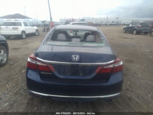 1HGCR2F39HA025096 Honda Accord Sedan Lx