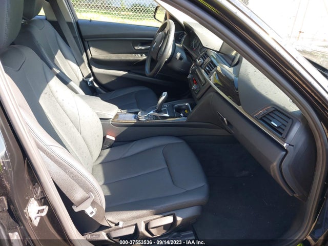 BMW 3 Series 320i Xdrive 2015 WBA3C3G56FNT53388 Image 5