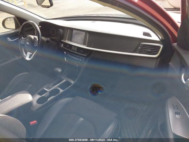 5XXGT4L38KG296499 KIA Optima S