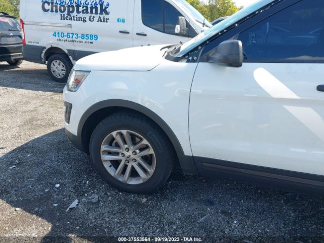 1FM5K7B88GGC31236 Ford Explorer Base