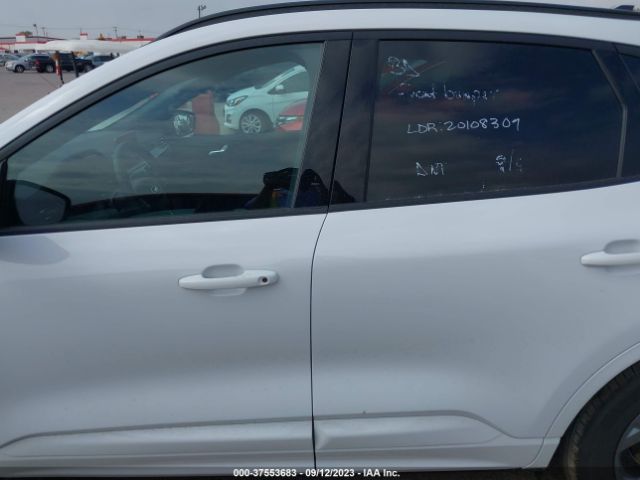 1FMCU0MN3PUA42376 Ford Escape St-line