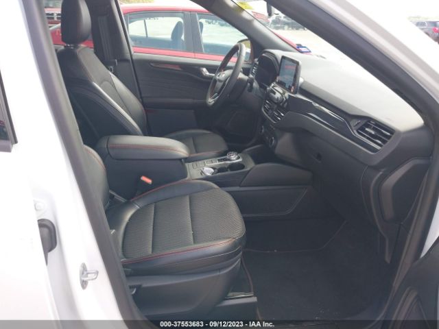 1FMCU0MN3PUA42376 Ford Escape St-line