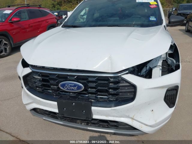 1FMCU0MN3PUA42376 Ford Escape St-line