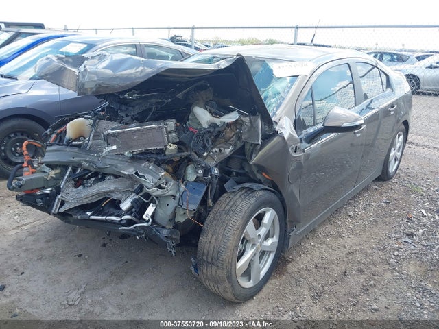 Chevrolet Volt 2014 1G1RB6E46EU174048 Image 2