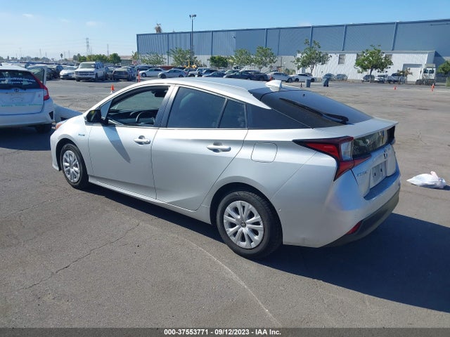 Toyota Prius L 2021 JTDKAMFU6M3151551 Image 3