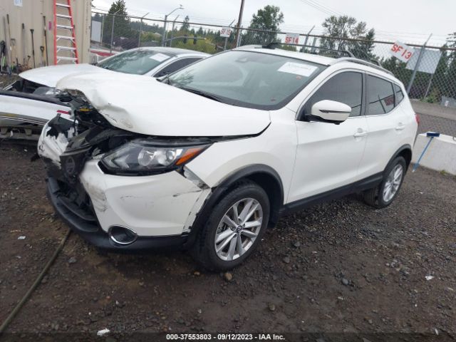 JN1BJ1CR3KW318512 Nissan Rogue Sport Sv