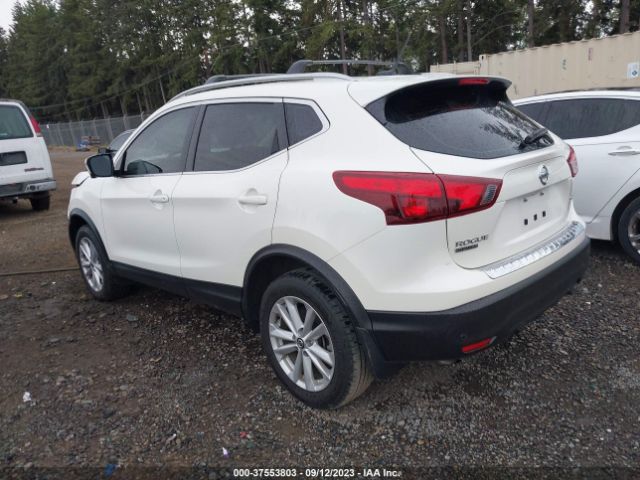 JN1BJ1CR3KW318512 Nissan Rogue Sport Sv