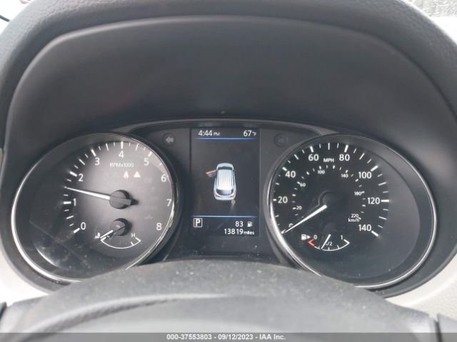 JN1BJ1CR3KW318512 Nissan Rogue Sport Sv