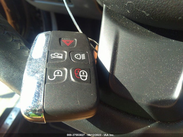 2019 JAGUAR XE SAJAJ4FX3KCP49570 Photo 10