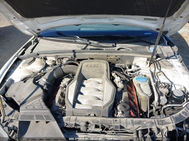 2009 AUDI S5 VIN: WAURV78T79A022646