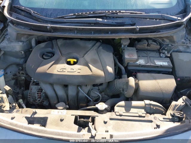 2016 HYUNDAI ELANTRA GT VIN: KMHD35LH0GU303754