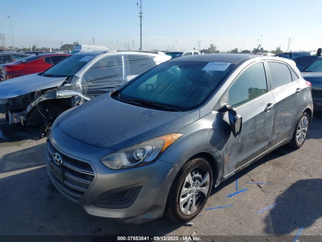 Hyundai ELANTRA GT 2016 KMHD35LH0GU303754 Image 2