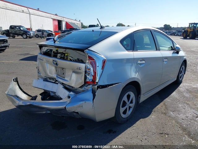 Toyota Prius Four/five/three/one/two 2014 JTDKN3DU6E0359370 Image 4