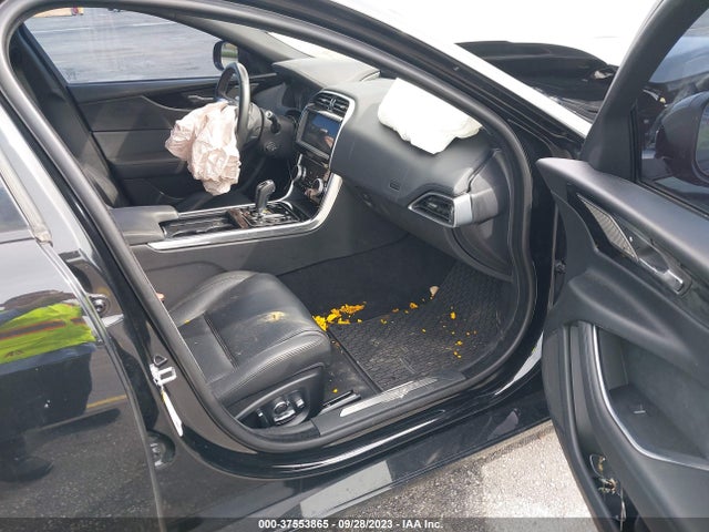 2020 JAGUAR XE SAJAE4FX9LCP64063 Photo 4