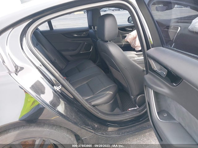 2020 JAGUAR XE SAJAE4FX9LCP64063 Photo 7