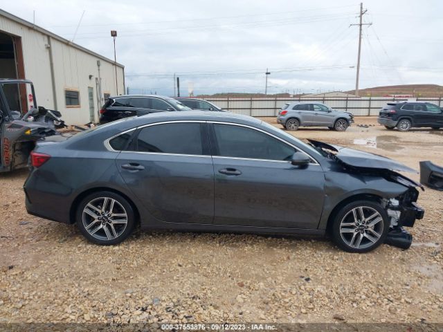 3KPF54AD4ME280247 KIA FORTE EX