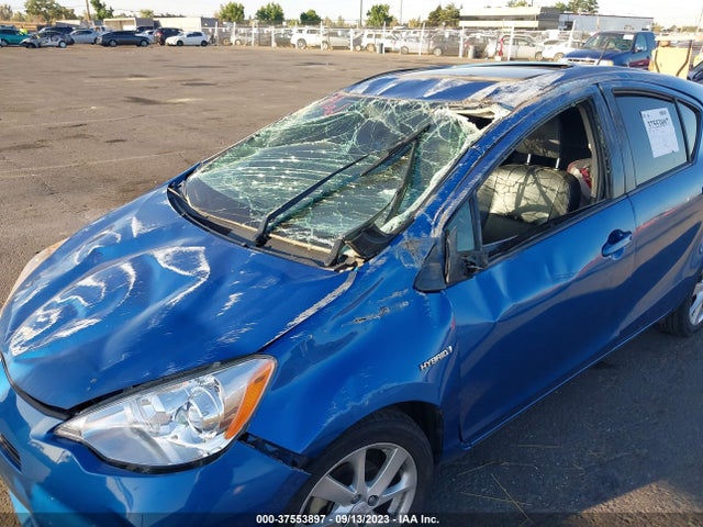 Toyota Prius C One/three/two/four 2014 JTDKDTB38E1076010 Image 6