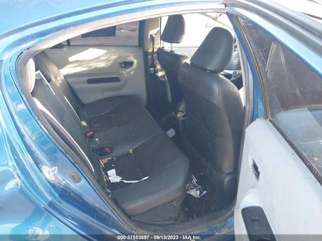 Toyota Prius C One/three/two/four 2014 JTDKDTB38E1076010 Image 8