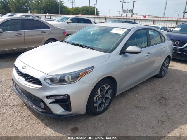 3KPF24AD2ME339420 KIA Forte Lxs