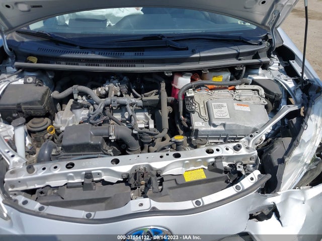 Toyota Prius C One/three/two/four 2014 JTDKDTB3XE1067325 Image 16