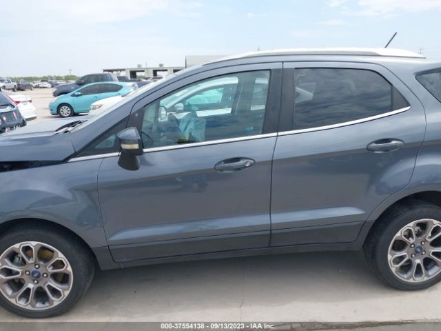 MAJ6P1WL0JC195066 Ford Ecosport Titanium