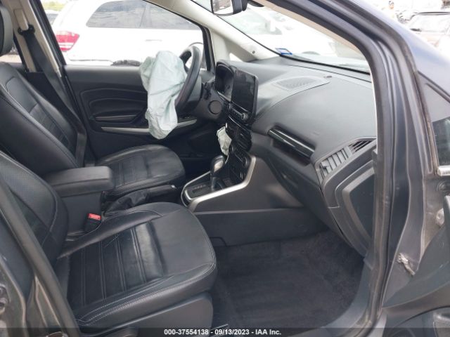 MAJ6P1WL0JC195066 Ford Ecosport Titanium