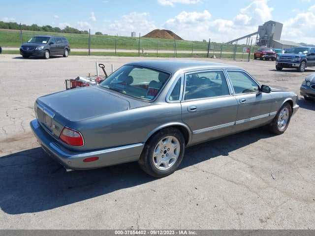 2002 JAGUAR XJ VDP VIN: SAJDA24C12LF47458