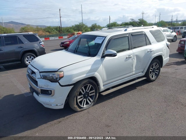 Toyota 4RUNNER SR5 2017 JTEBU5JR1H5423154 Image 2