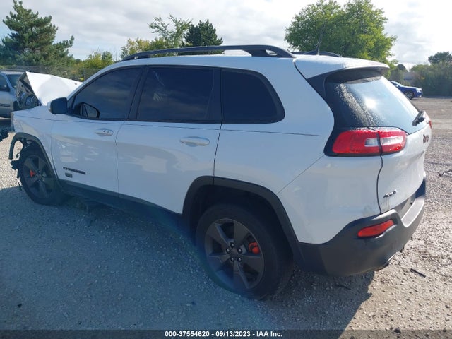 1C4PJMCB8GW367753 Jeep Cherokee 75th Anniversary