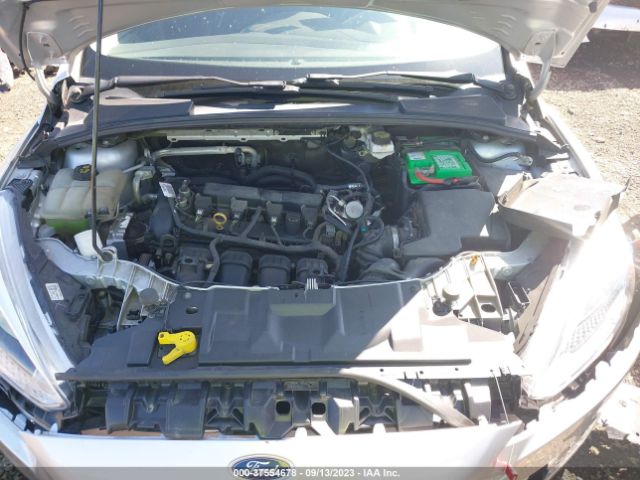 1FADP3E22JL301402 Ford FOCUS S