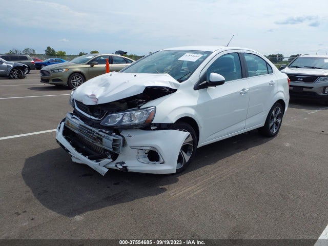 Chevrolet Sonic Premier Auto 2019 1G1JF5SB3K4122340 Image 2