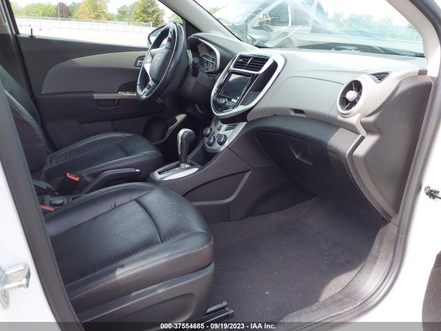 Chevrolet Sonic Premier Auto 2019 1G1JF5SB3K4122340 Image 5