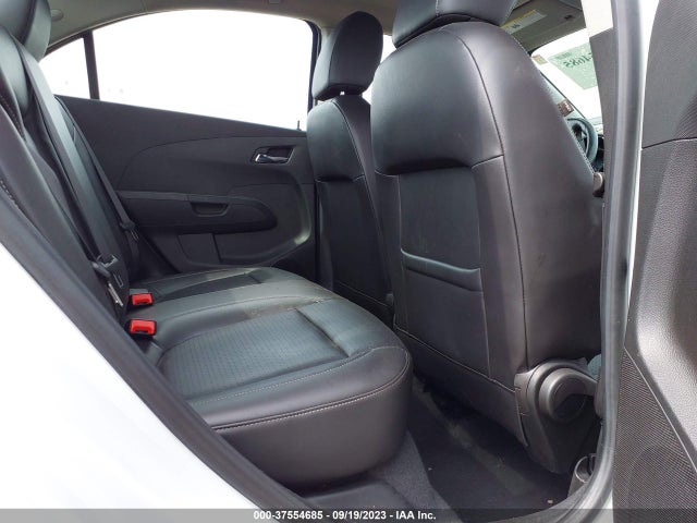 Chevrolet Sonic Premier Auto 2019 1G1JF5SB3K4122340 Image 8