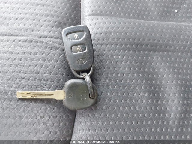 2012 KIA SORENTO LX VIN: 5XYKT4A14CG238060