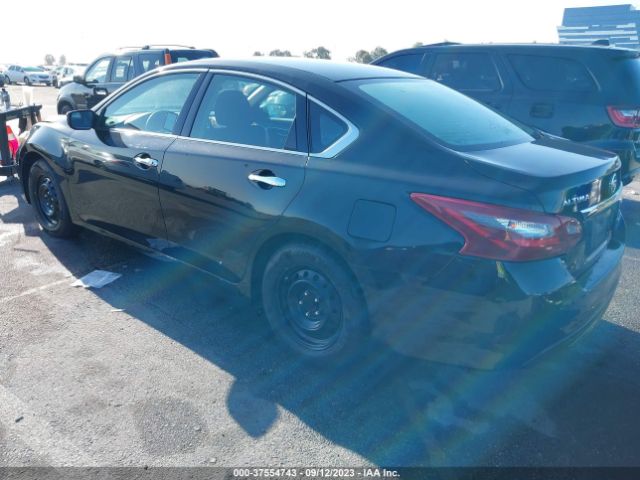 1N4AL3AP4JC116011 Nissan Altima 2.5 S