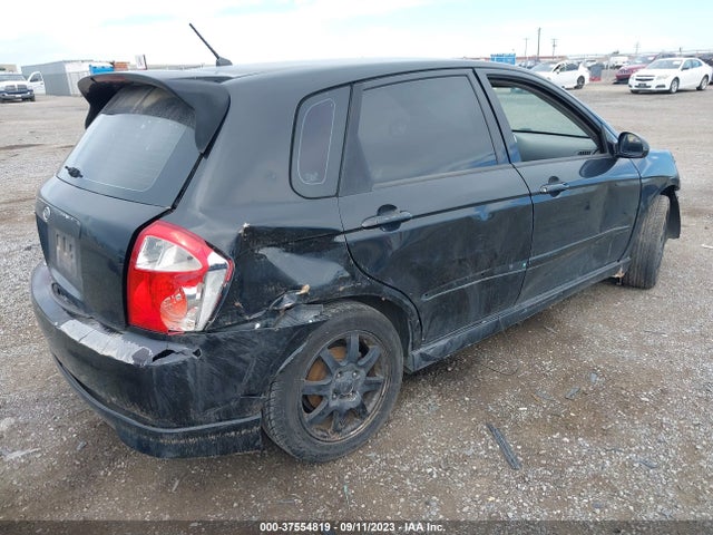 2006 KIA SPECTRA VIN: KNAFE161165366897