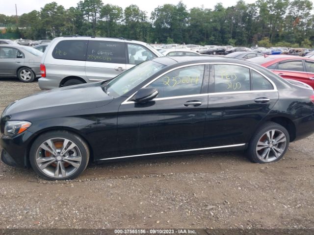 55SWF4KB1HU189798 Mercedes-Benz C 300 Sport 4matic/luxury 4matic/4matic