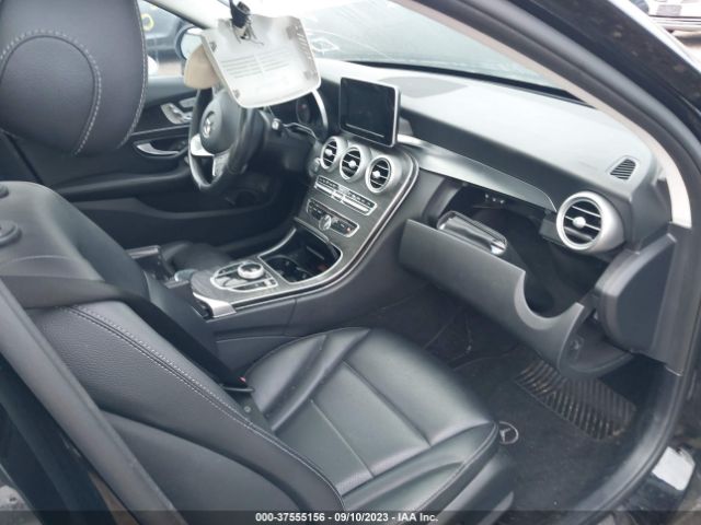 55SWF4KB1HU189798 Mercedes-Benz C 300 Sport 4matic/luxury 4matic/4matic