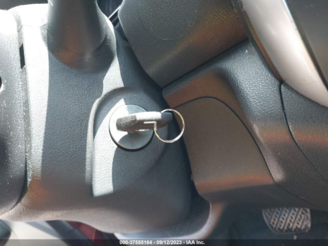 3N1CN7AP6EL832197 Nissan VERSA SV