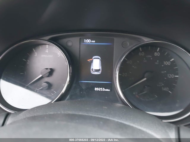 2019 NISSAN ROGUE S VIN: 5N1AT2MT2KC802199