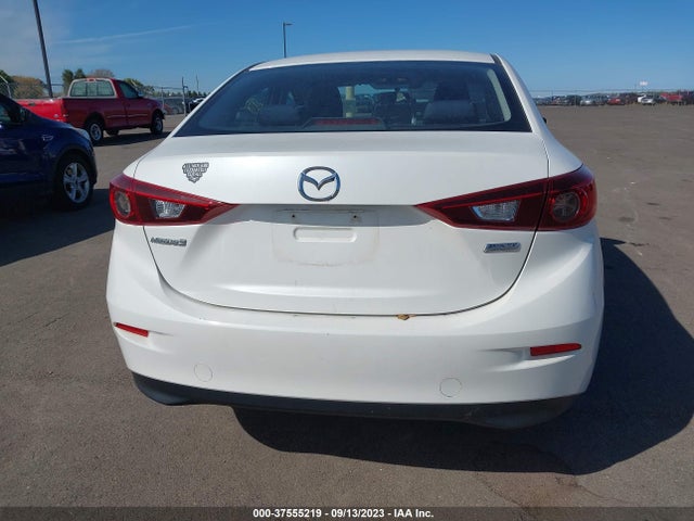 Mazda Mazda3 I Sport 2014 JM1BM1U72E1168704 Image 16