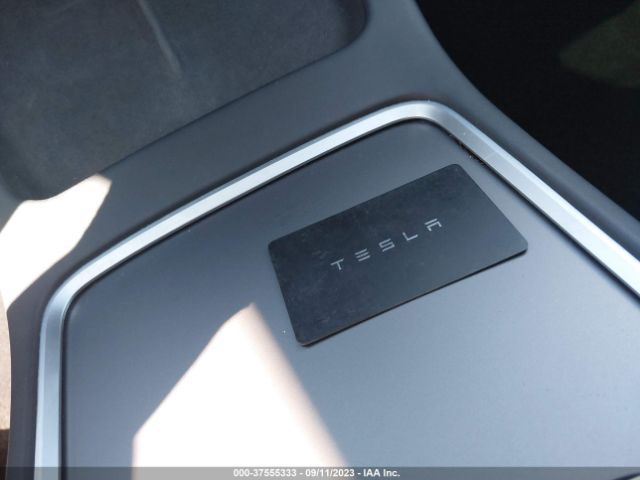 7SAYGDEF2NF352432 Tesla Model Y Performance