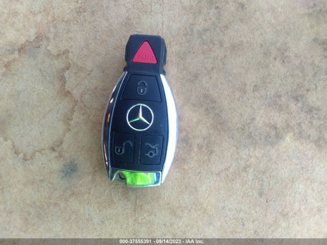 55SWF4JB8JU275598 Mercedes-Benz C-class C 300