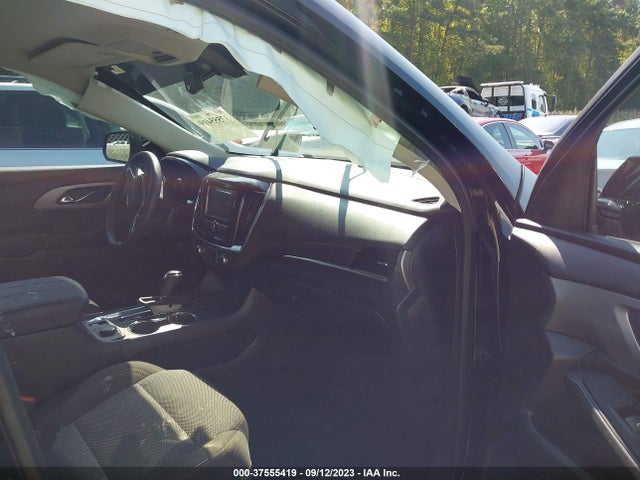 Chevrolet Traverse Ls 2019 1GNERFKWXKJ107464 Image 5