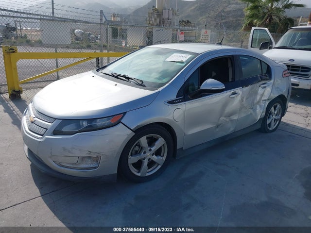 Chevrolet Volt 2014 1G1RE6E42EU140034 Image 2