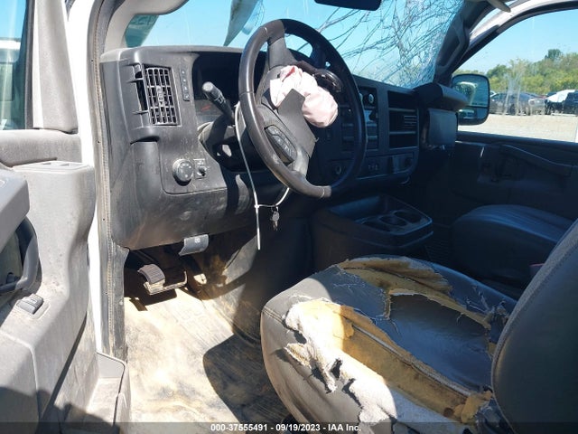 Chevrolet Express Cargo Rwd 2500 Regular Wheelbase Wt 2021 1GCWGAF76M1197630 Image 5