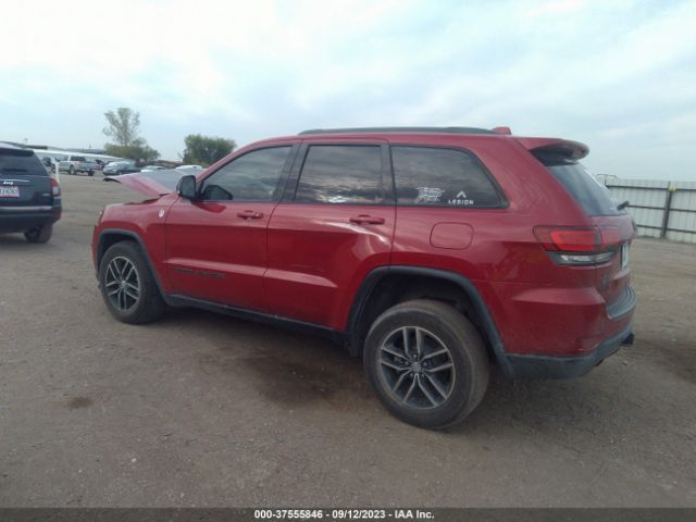 1C4RJFLG8JC240624 Jeep Grand Cherokee Trailhawk